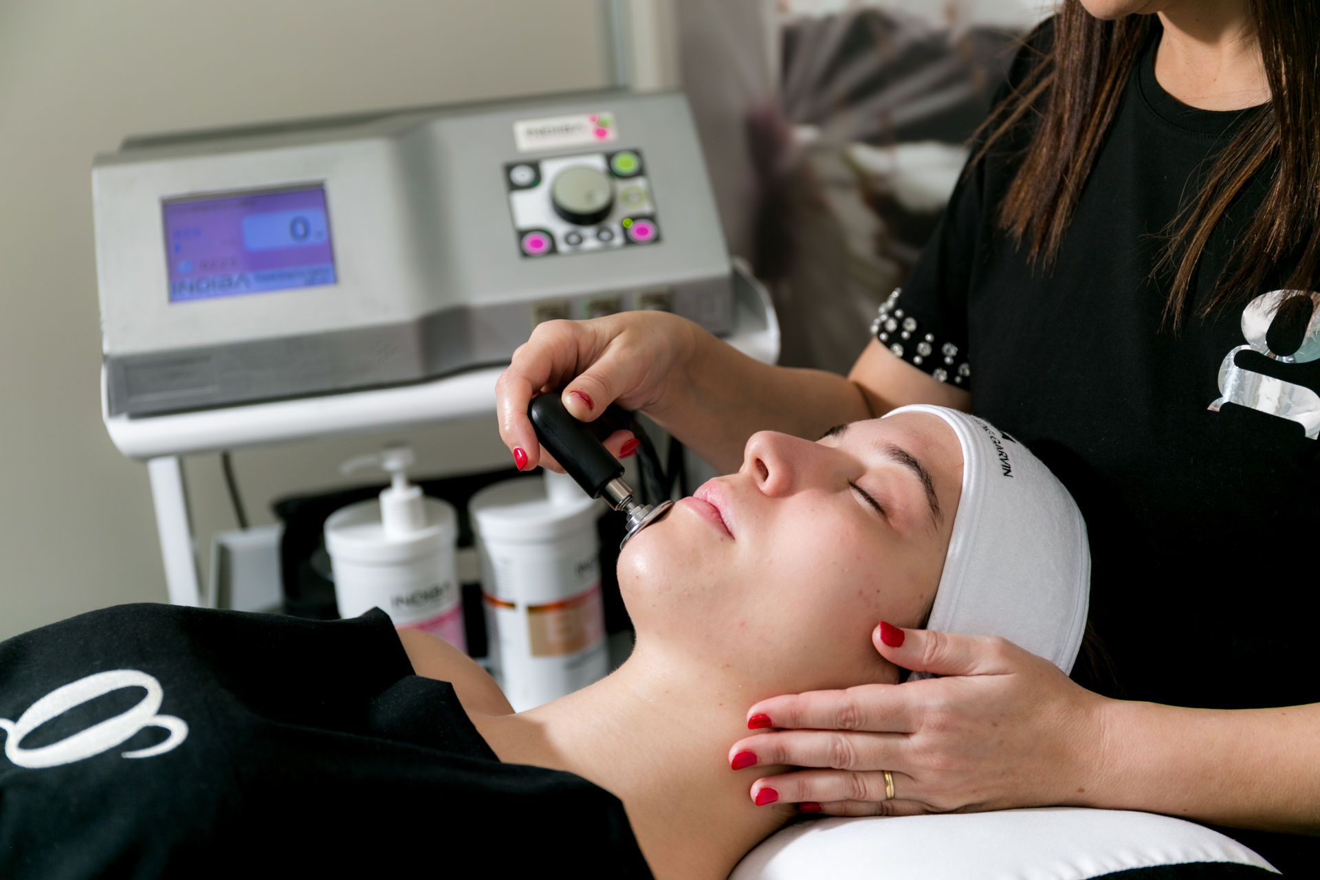 La flacidez en el rostro Tratamientos faciales Estética Garvin